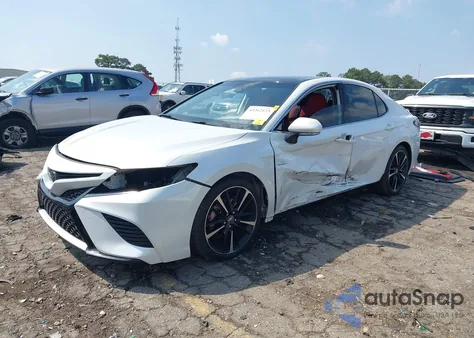 2019 Toyota Camry Xse z USA, uszkodzony, nr VIN 4T1B61HK5KU741724